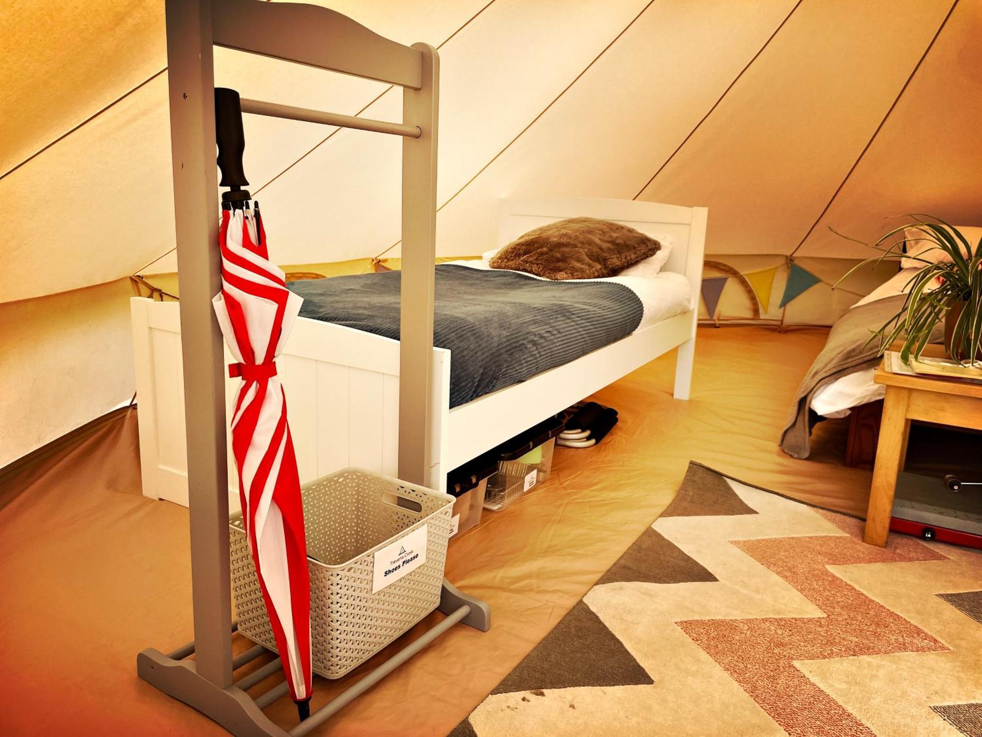 Trevena Cross Glamping & Camping Helston Bagian luar foto